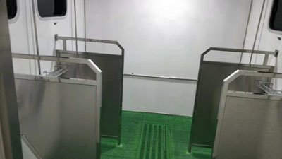 程力威牌CLW5140XLYZ5型淋浴車