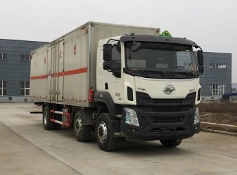 程力威牌CLW5251XZWL5型雜項危險物品廂式運輸車