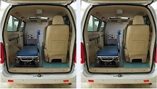  程力威牌CLW5033XJHJ5型救護車