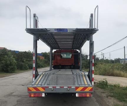 程力威牌CLW5183TCLC5型車輛運(yùn)輸車