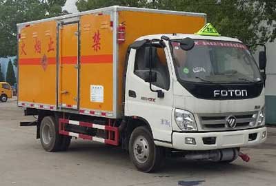 程力威牌CLW5081XQYB5型爆破器材運輸車