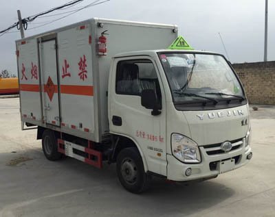 程力威牌CLW5031XQYNJ5型爆破器材運輸車