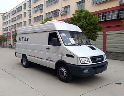 程力威牌CLW5040XLCNJ5型冷藏車