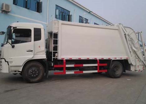 東風(fēng)特商壓縮式垃圾車