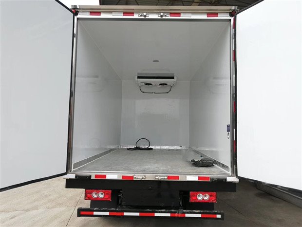 福田奧鈴速運4.2米冷藏車