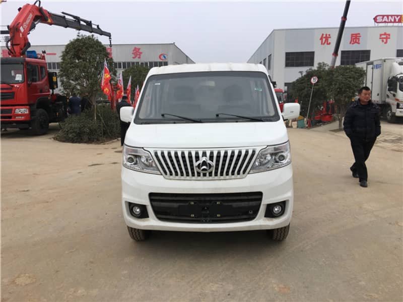 保溫性能達(dá)到國家A級標(biāo)準(zhǔn)冷藏車