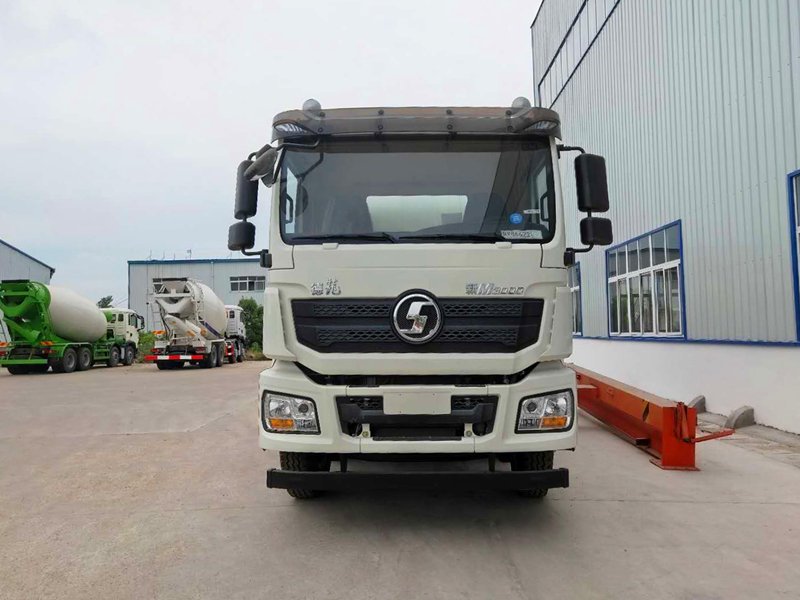 陜汽德龍輕量化攪拌車基建工程常用車型