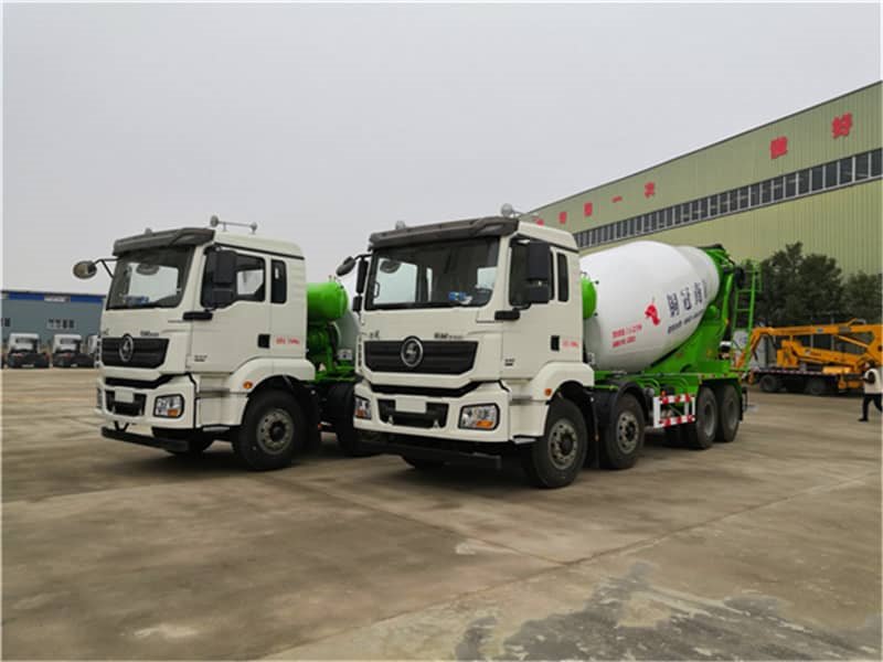 陜汽輕量化攪拌車10萬提車