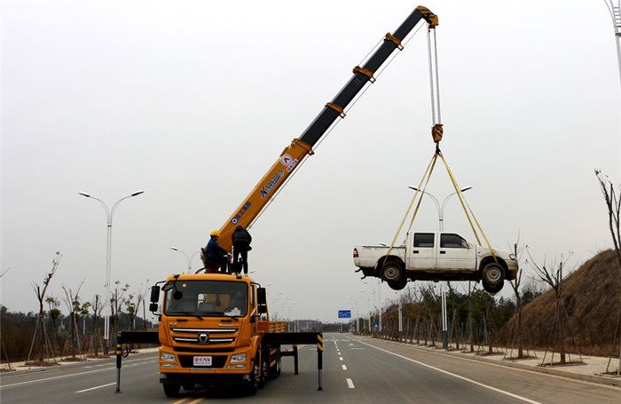 G5前四后八14噸隨車吊