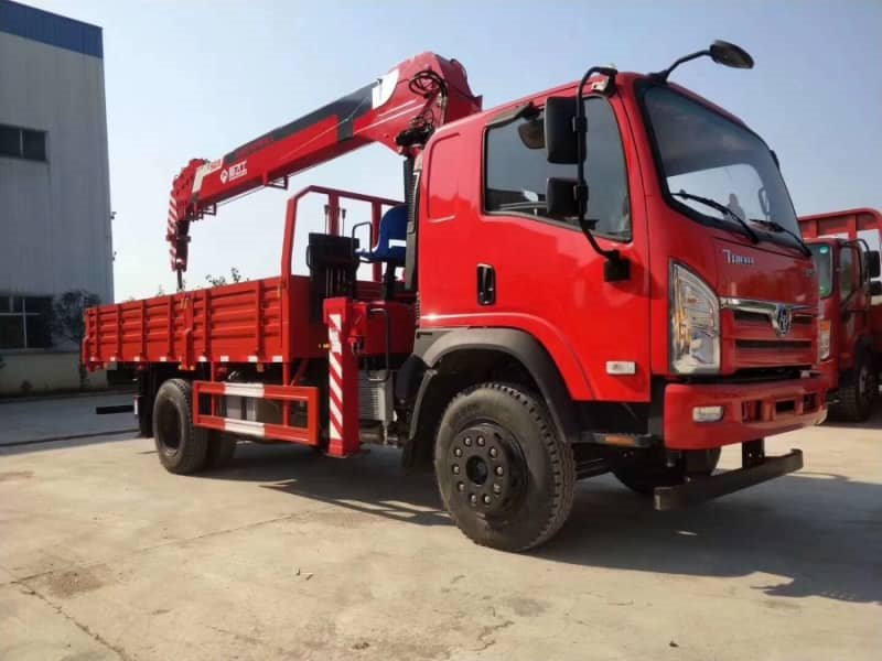 三環(huán)新飛工8噸隨車吊