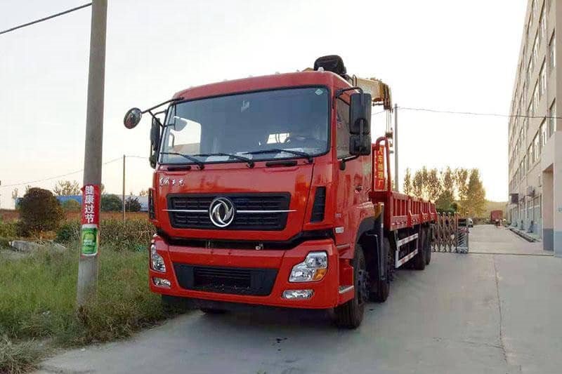 東風(fēng)天龍14噸徐工隨車吊