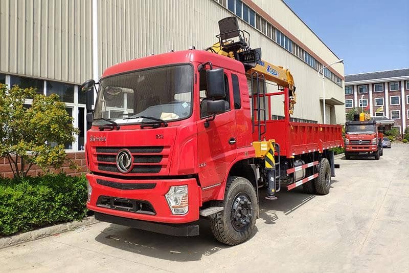 東風(fēng)D3徐工8噸隨車吊