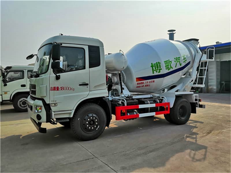 航天萬山6方攪拌車小方量價格是多少