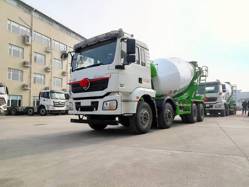 陜汽德龍12方攪拌車基建重器