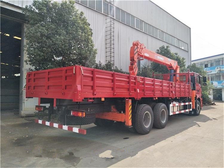 陜汽后八輪石煤12噸隨車吊