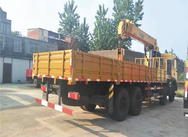 前四后八徐工14噸隨車吊