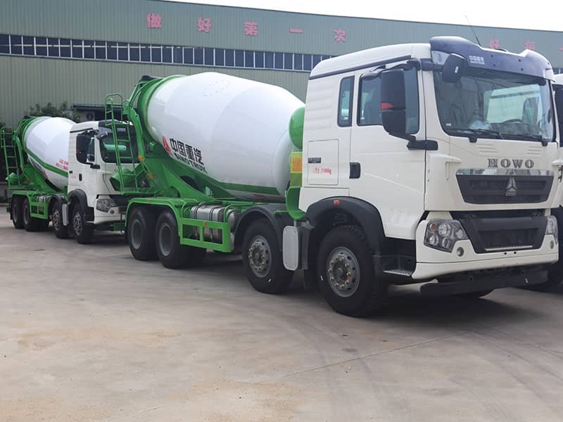 廣東12方重汽豪沃輕量化攪拌車