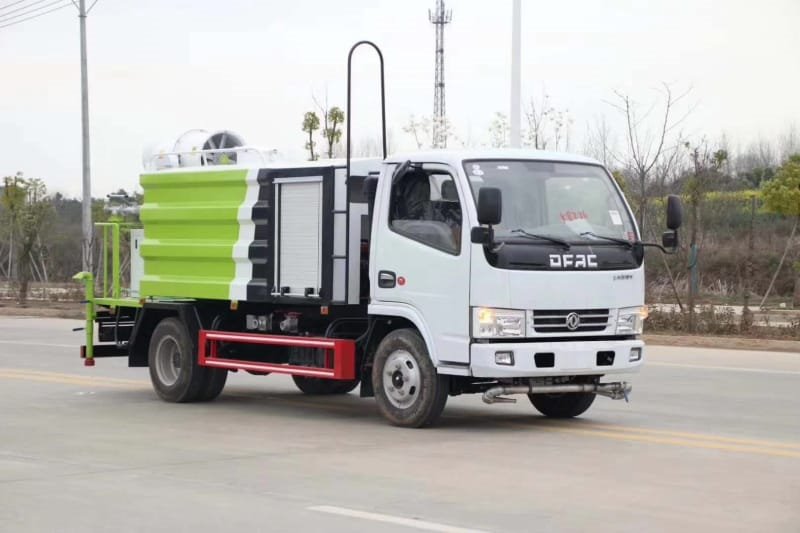 程力威牌CLW5070TDY6多功能抑塵車