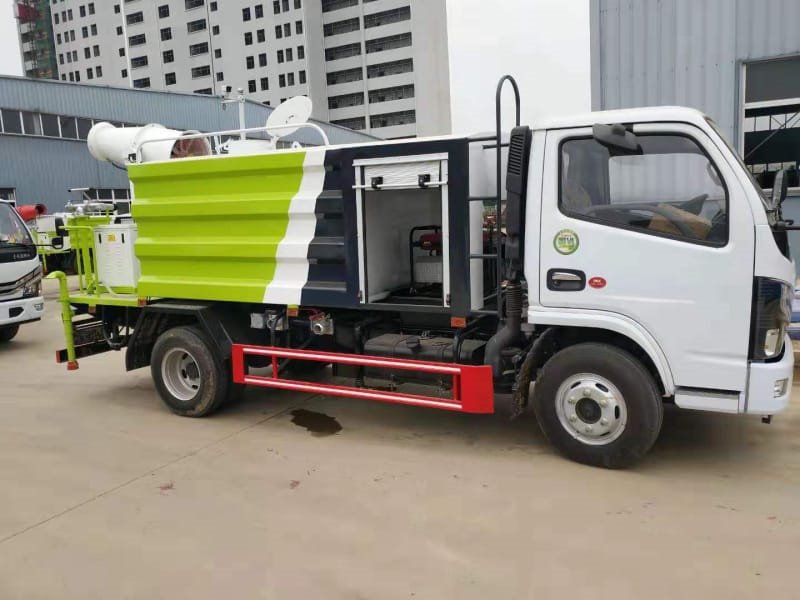 程力威牌CLW5070TDY6多功能抑塵車