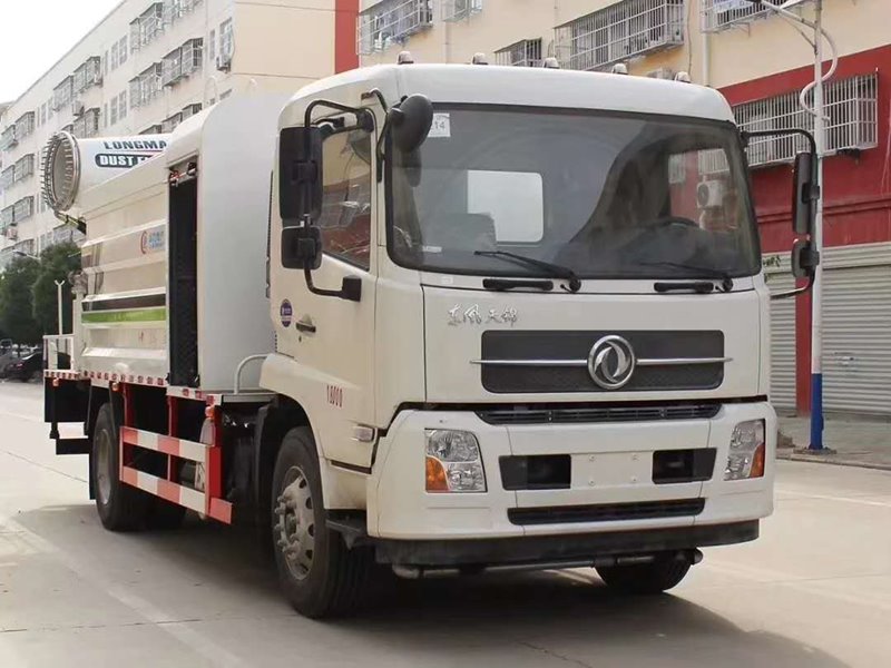 程力威牌CLW5181TDYD6多功能抑塵車