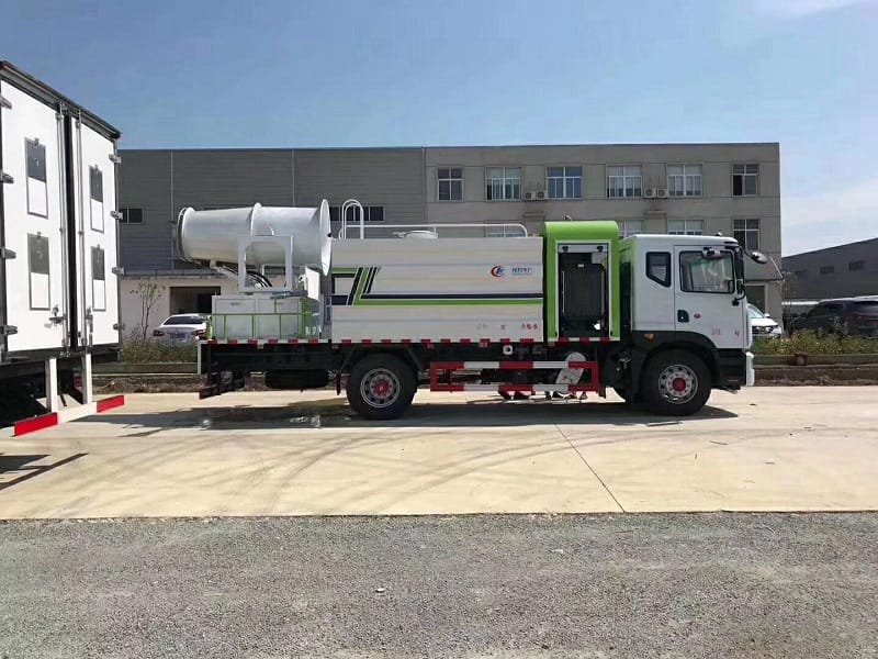 程力威牌CLW5181TDYKL6多功能抑塵車