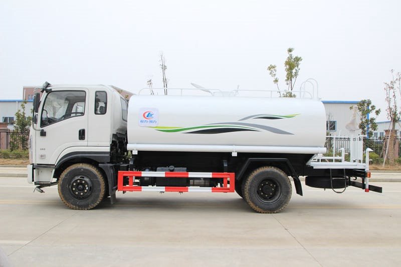 程力威牌CLW5180GPSZD6綠化噴灑車