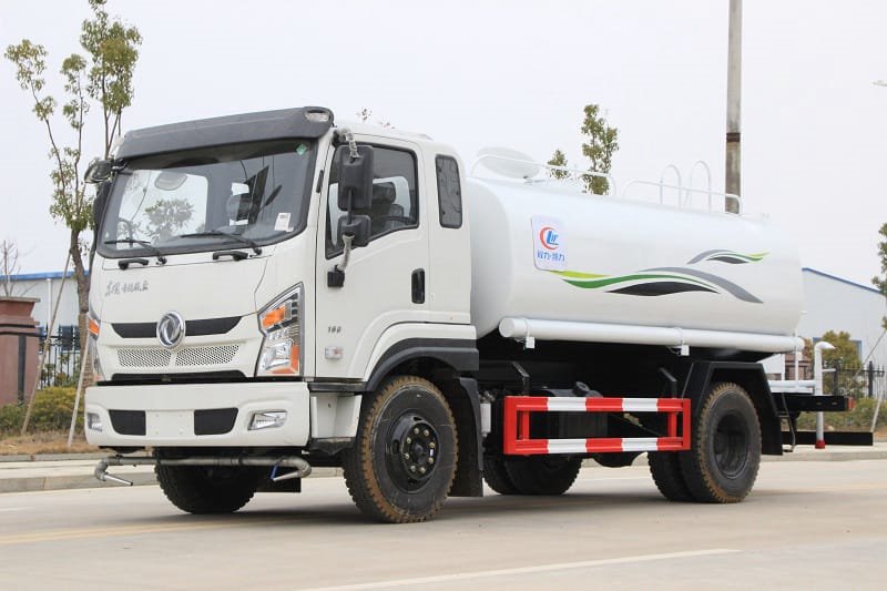 程力威牌CLW5182GPSZD6綠化噴灑車