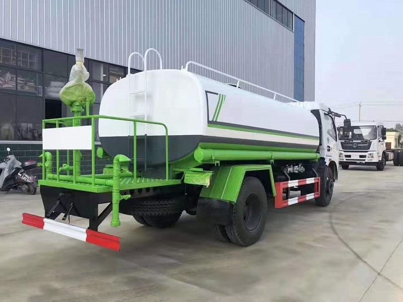 程力威牌CLW5121GPS6型綠化噴灑車