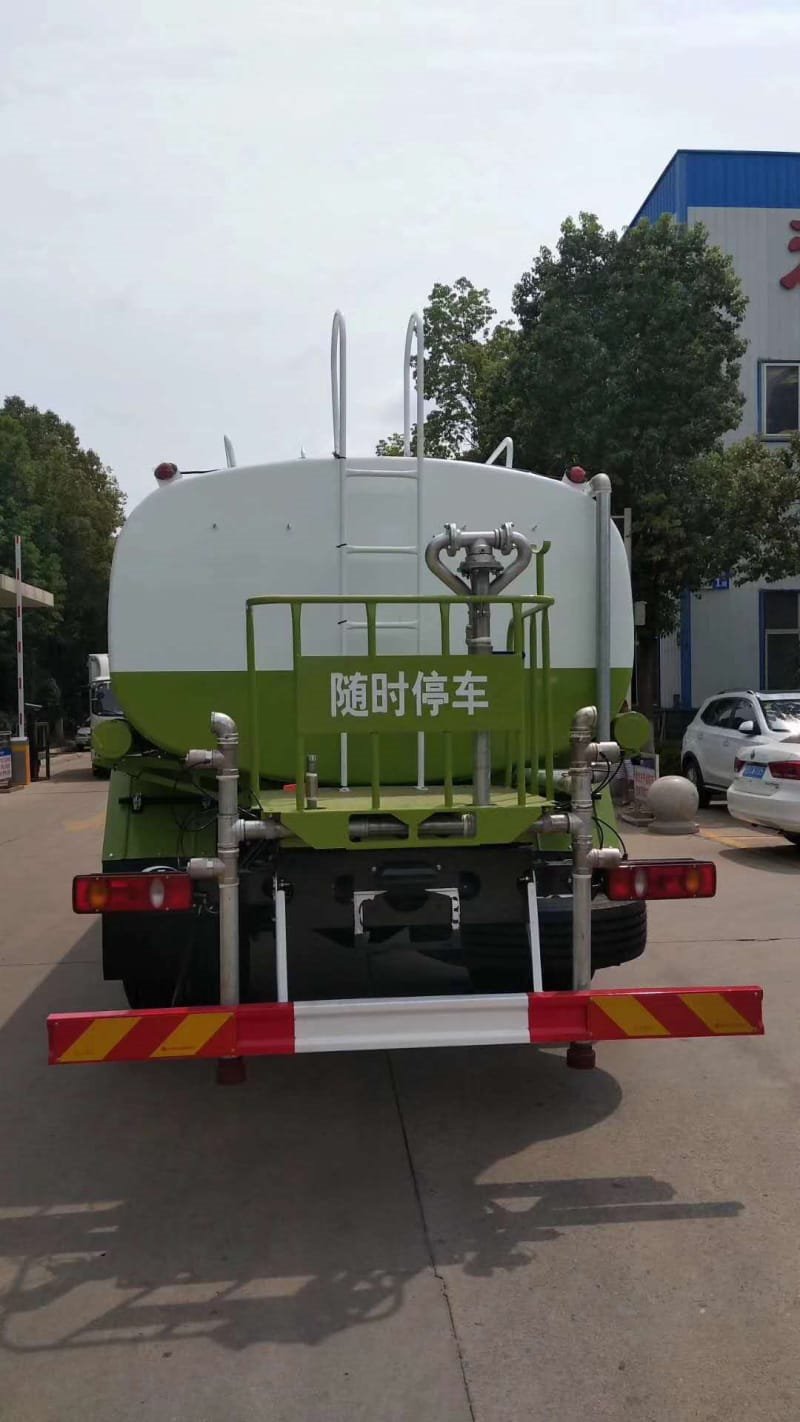程力威牌CLW5180GPSE6綠化噴灑車