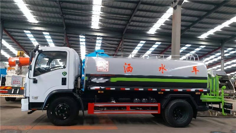程力威牌CLW5120GLQD6瀝青灑布車