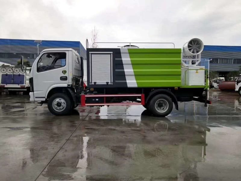 程力威牌CLW5120GLQD6瀝青灑布車