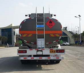 程力威牌CLW5180GYYLD6鋁合金運(yùn)油車