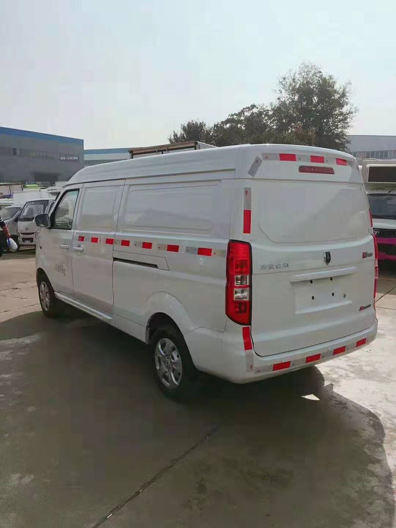 程力威牌CLW5020XLCSY6冷藏車