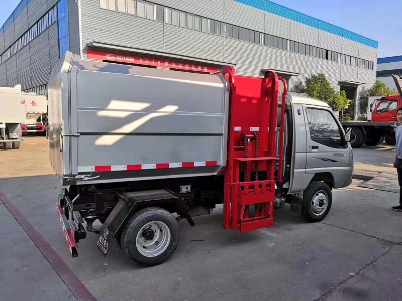 程力威牌CLW5037ZXXZB6車廂可卸式垃圾車