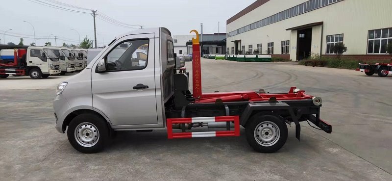程力威牌CLW5031ZXXSC6車廂可卸式垃圾車