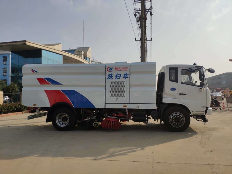 程力威牌CLW5180TXSCD6洗掃車