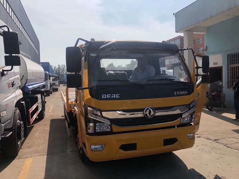 程力威牌CLW5040TQZD6清障車(chē)