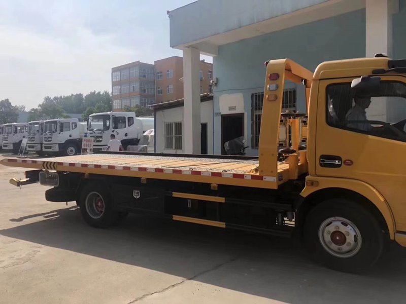 程力威牌CLW5042TQZD6清障車