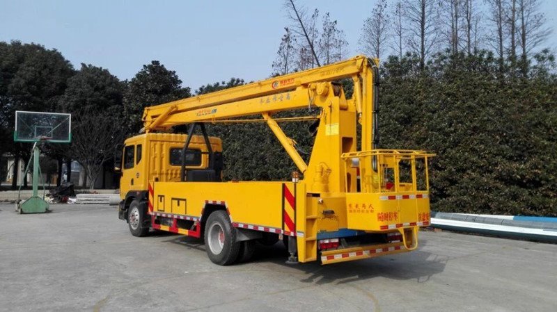 程力威牌CLW5110JGKD6高空作業(yè)車(chē)