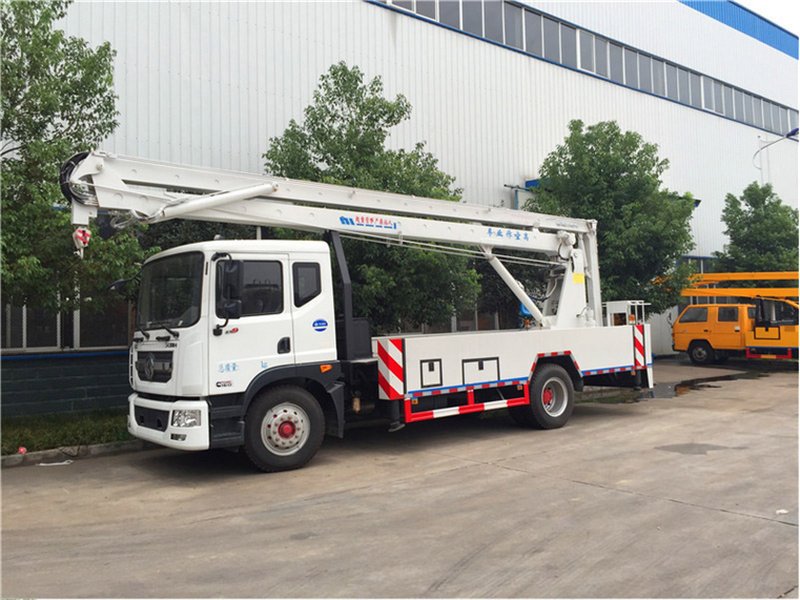 程力威牌CLW5110JGKD6高空作業(yè)車(chē)