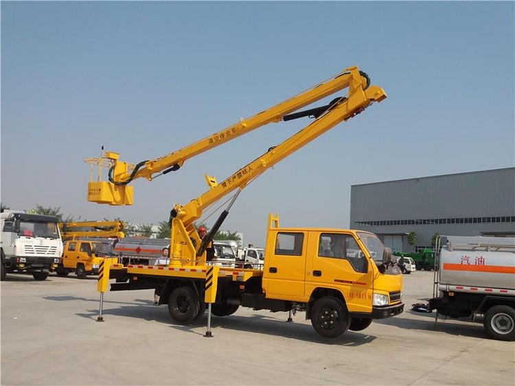 藍(lán)牌順達(dá)高空作業(yè)車