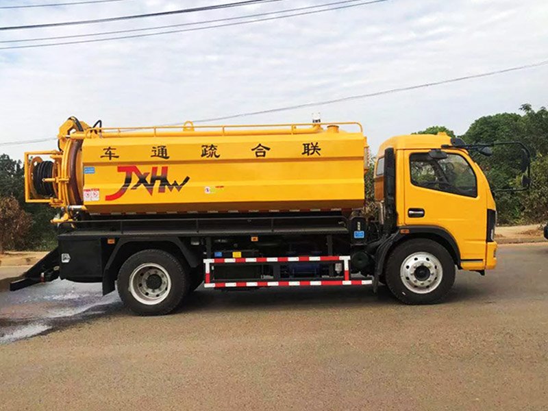 國六時(shí)代的清洗吸污車