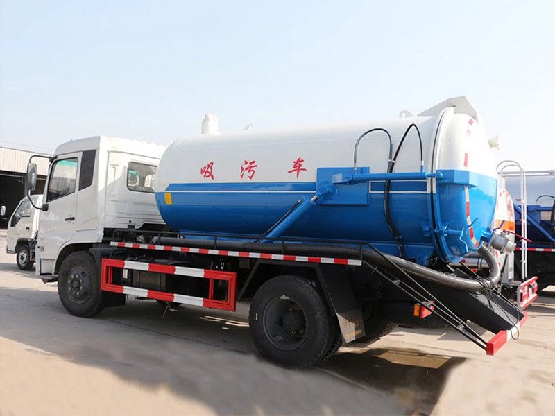 東風(fēng)清洗吸污車的功能及組成