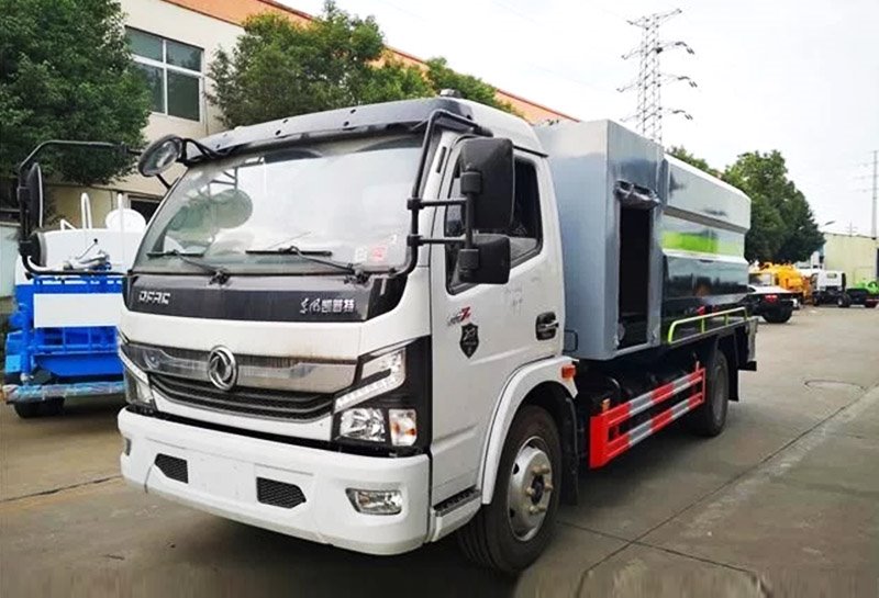 環(huán)保免征齊全的國六東風清洗吸污車
