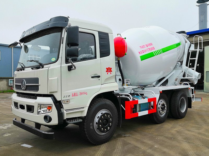 買一臺(tái)航天萬(wàn)山8方攪拌車在什么價(jià)位