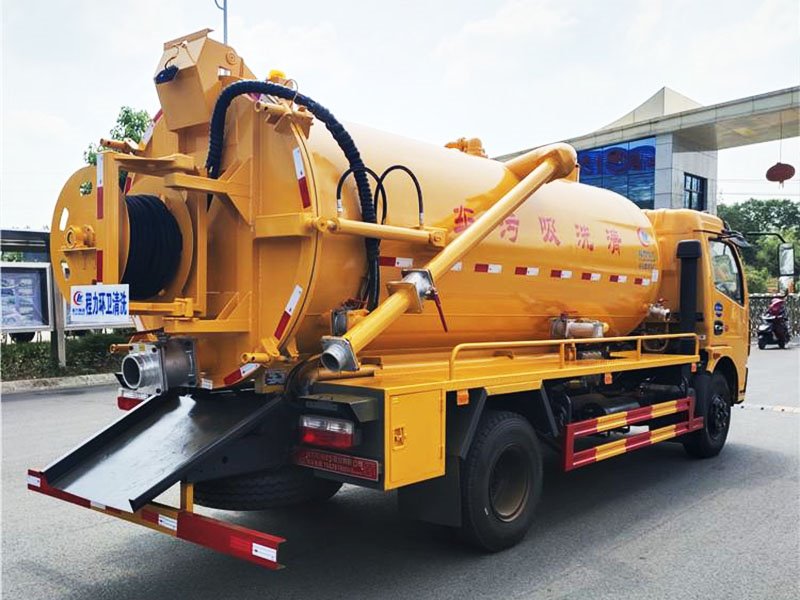 廠家生產(chǎn)供應(yīng)清洗吸污車