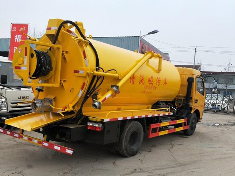 多功能清洗吸污車價格