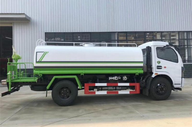 灑水車廠家主打車型 東風(fēng)后雙橋國六環(huán)衛(wèi)灑水車