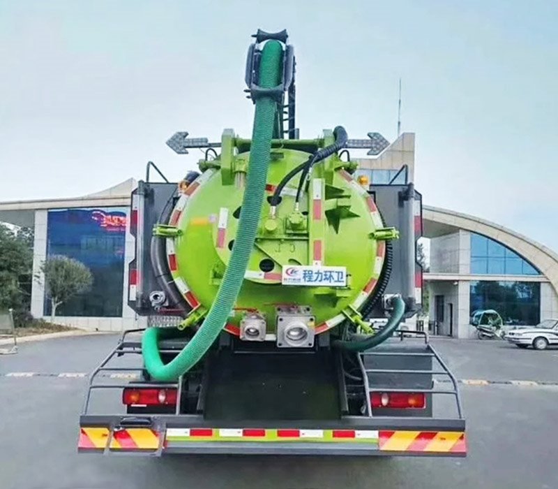 東風(fēng)天錦清洗吸污車(chē)