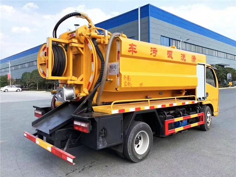 新款清洗吸污車(chē)多少錢(qián)一輛